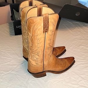 Lucchese women's cowboy boots. Burnished Mad Dog goat leather.